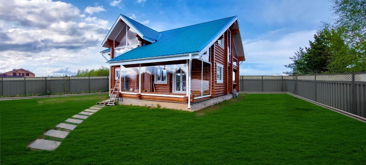Мягкие окна на веранде загородного дома в городе Тейково
